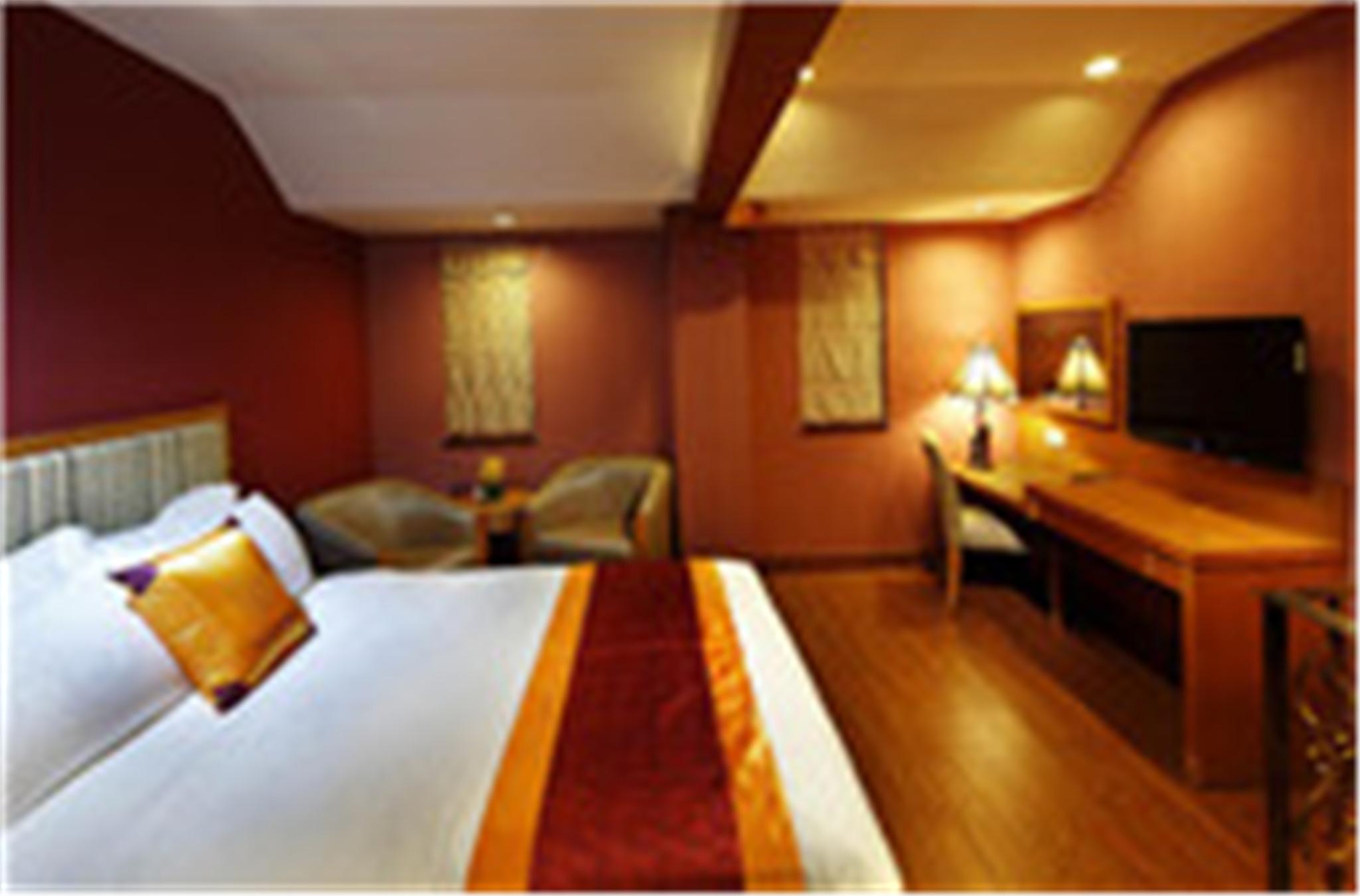 Royal Garden Hotel Гуанчжоу Екстер'єр фото