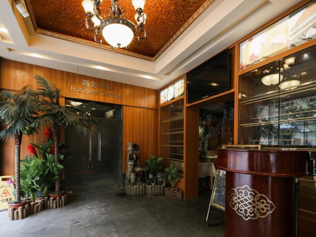 Royal Garden Hotel Гуанчжоу Екстер'єр фото